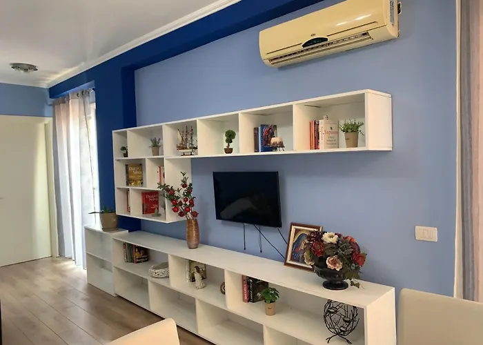 Modern Cozy Apt W/In 10 Min Walk From Main Square