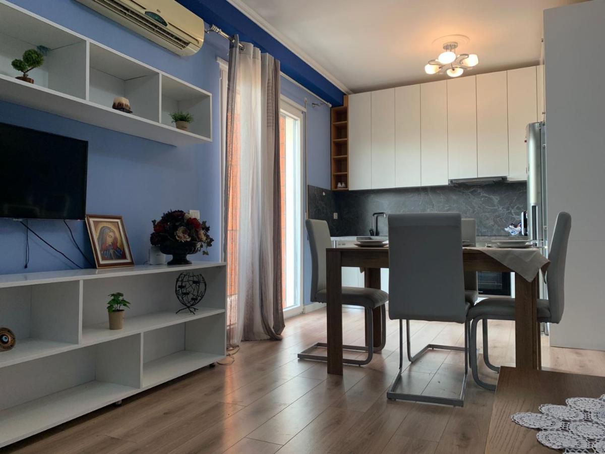 Apartment Modern Cozy W/in 10 Min Walk From Main Square *
